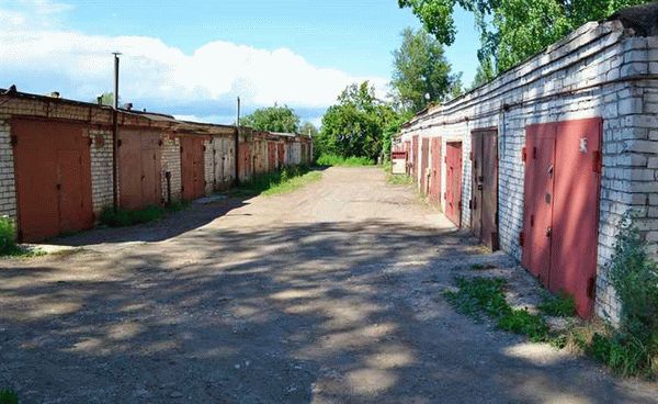 Pozemek pod garáží v garážovém družstvu: možnosti pronájmu a zápisu do vlastnictví